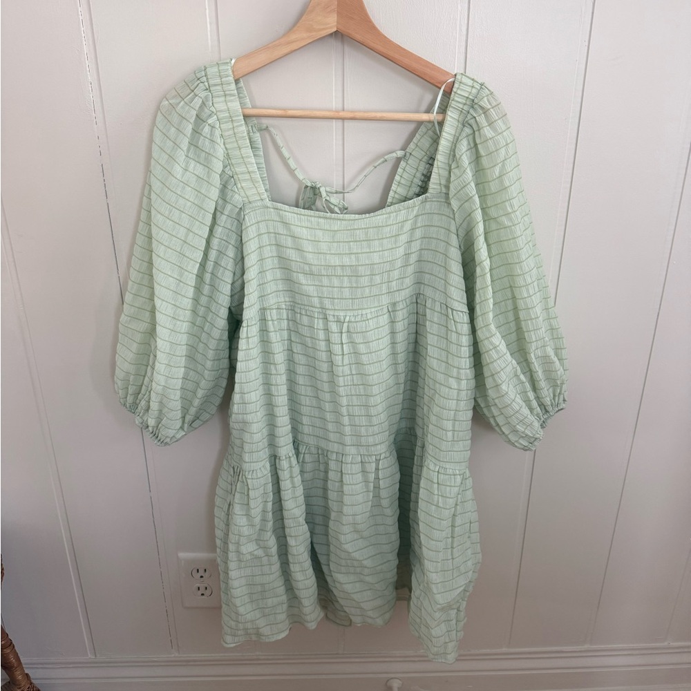 Solai Light Green Dress